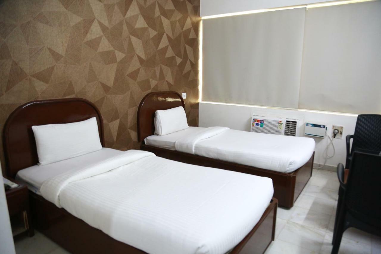Hotel Shridevi Park Ченнаї Екстер'єр фото