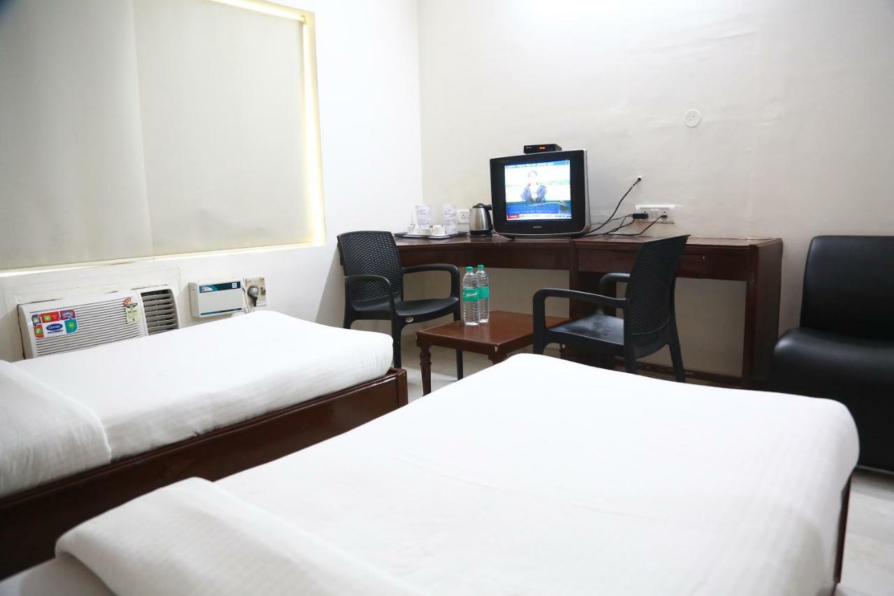 Hotel Shridevi Park Ченнаї Екстер'єр фото